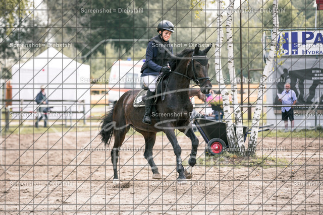 _W6A2104 | ronjaprokoschfotografie - Realisiert mit Pictrs.com