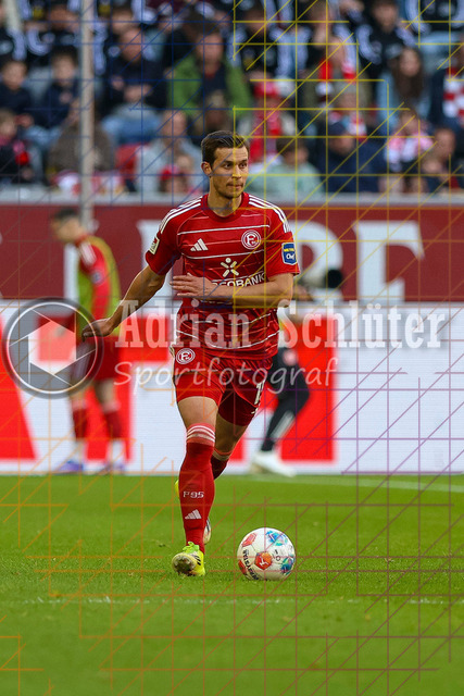 22.03.2026, GER, Fussball, Herren, 2. BL, Saison 2025/2026, Fortuna Düsseldorf - Hertha BSC Berlin | Tim Oberdorf (Fortuna Düsseldorf) in Aktion am Ball, Einzelaktion 
