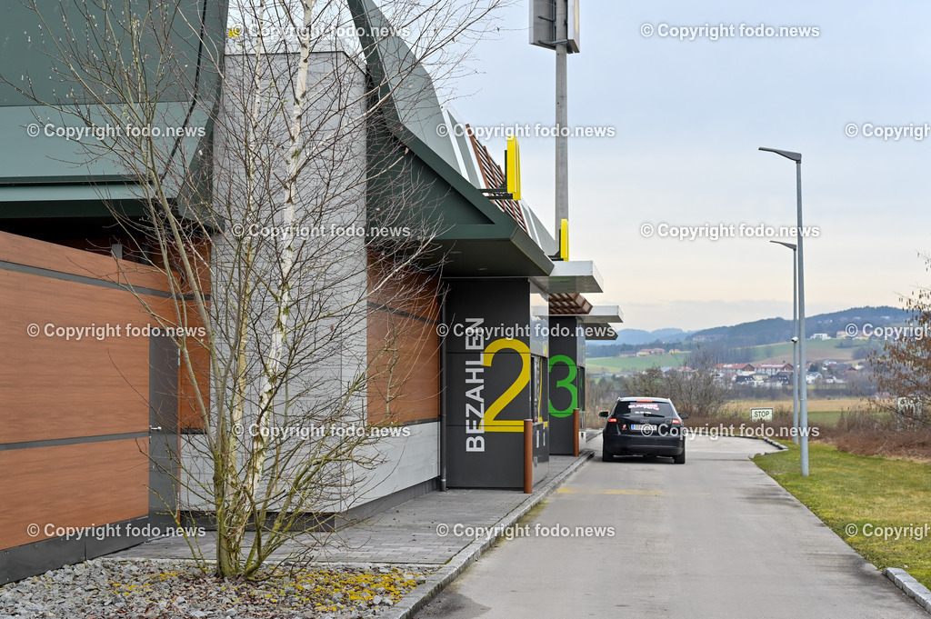McDonalds_ Unterweitersdorf_ 10.03.2023-11 | 10.03.2023, Unterweitersdorf, AUT, McDonalds im Bild McDonalds, Restaurant, Fast Food, Drive In, Drohne