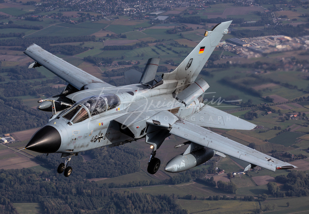 025 | Buy high-quality aviation and travel photography prints by professional photographer Timo Breidenstein. Authentic images, professionally printed, worldwide shipping. - Realisiert mit Pictrs.com