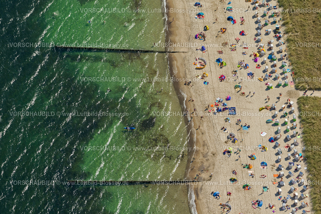Kuehlungsborn12084479 | Meer, Strand, Strandkörbe, Ostseebad, Kurort,  Kühlungsborn, Ostsee, Mecklenburg-Vorpommern, Deutschland, Europa