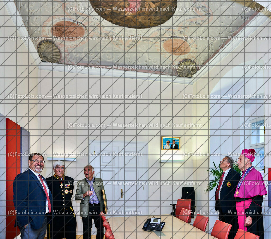 ALP3659_Jeanne de Ferrette_Schloss Scheibbs_Spuren von Johanna | (C)FotoLois.com, Alois Spandl, 700stes Hochzeitsjubiläum - Albrecht II. mit Johanna von Pfirt in Thann (FR) im März 2024. Empfang des Organistionskommitees aus der Region Ferrette (Pfirt)/Thann aus dem Elsass mit Empfang durch die Stadtgemeinde und Bezirkshauptmannschaft Scheibbs im Schloss Scheibbs und anschließender Kranzniederlegung in der Kartausenkirche über der Krypta des Gründerehepaares durch Mitglieder des Templer Ordens im Beisein von Mitgliedern der Goldhaubengruppen, Fr 22. September 2023.