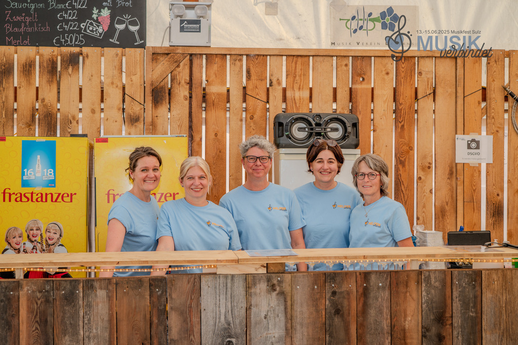 DSC_3008 | "Fussifoto.com – Ihr Ansprechpartner für hochwertige Fotografie! Entdecken Sie kreative Bilder und professionelle Dienstleistungen. Kontaktieren Sie uns für Ihre Projekte!"