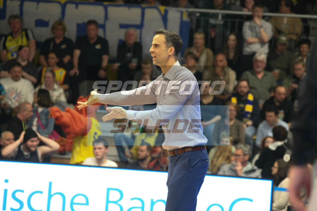 Phoenix Hagen - Uni Baskets Paderborn | Chris Harris - © Sportfoto-Sale (MK) - Realisiert mit Pictrs.com
