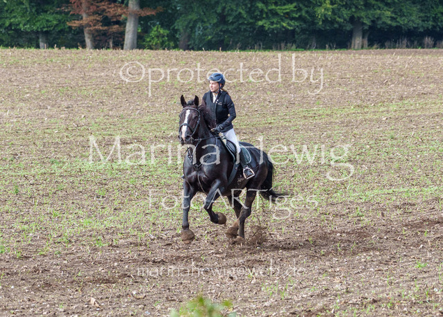 Jagd Perdoel 26 Sony-04102_MarinaHewig | Fotografie, FotoArt, PferdesportArt, Pferdesportfotografie, Landschaftsfotografie, Reisefotografie, Reise, Pferde - Realisiert mit Pictrs.com
