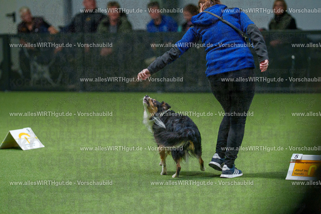 7R508148 | Professionelle Tierfotografie in Mönchengladbach von Daniel Wirth (allesWIRTHgut). Liebevolle & natürliche Bilder von Hunden & Katzen für unvergessliche Erinnerungen.