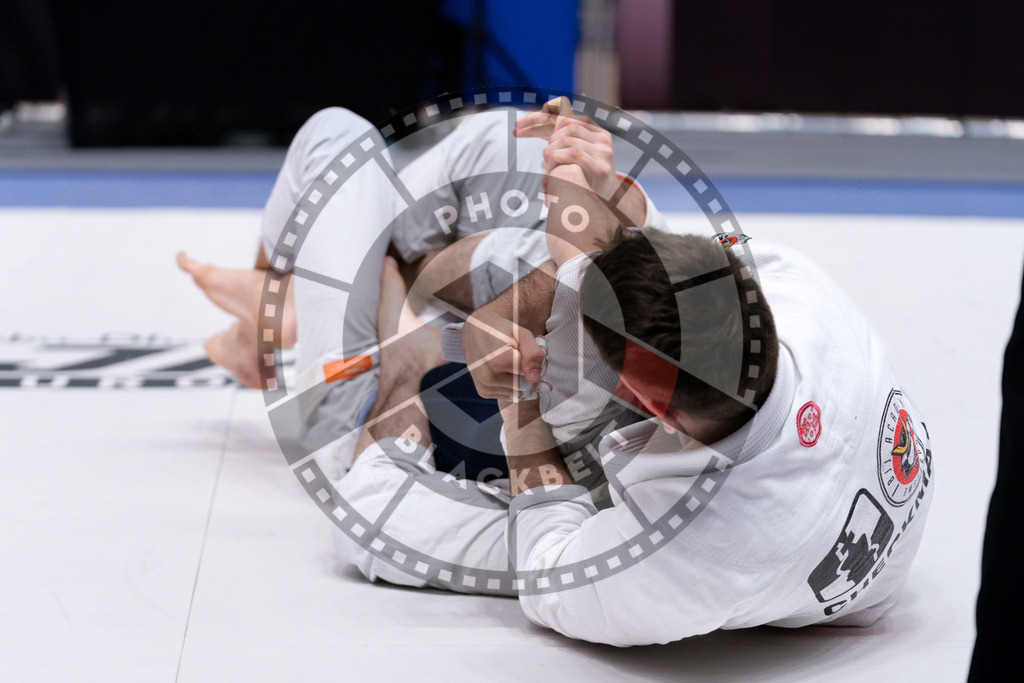 20241013PBB0593 | Athletes compete during the AJP Tour Europe Continental Jiu-Jitsu Amateurs & Masters Championship on October 13, 2024 in Almere near Amsterdam, Netherlands. © Chiara Dazi / photoblackbelt