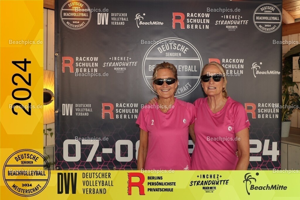 20240907_090008_343 | Sie befinden sich nun in der Bildergalerie von Beachpics.de. Sie können einzelne Bilder als Abzug, digital oder als spezielle Produkte erwerben.
Die Auswahl sehen sie, wenn sie unter dem gewünschten Bild auf Bestellen klicken!
Haben sie spezielle Wünsche,