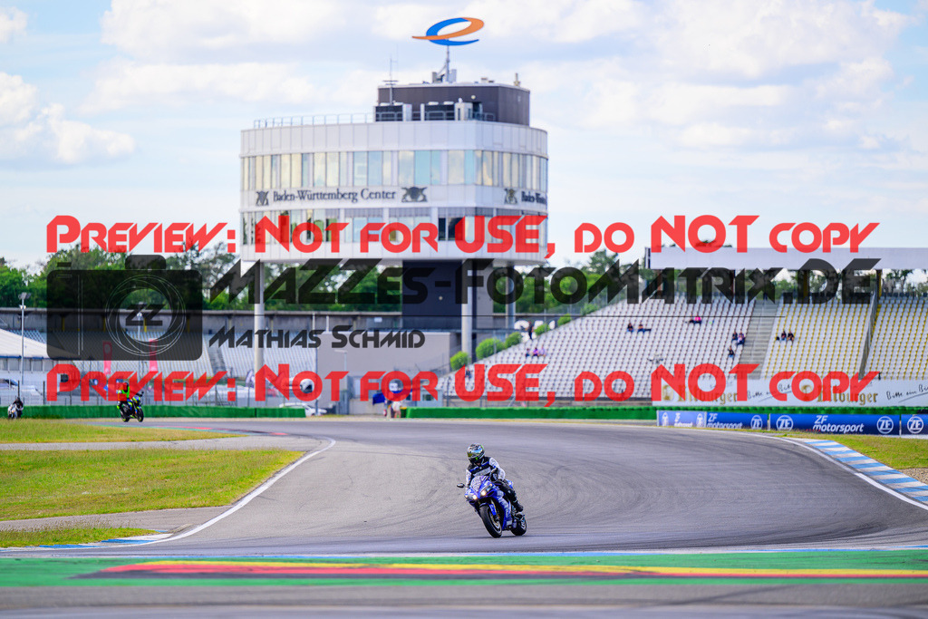 MaZZes_FotoMatrix_240615_6021986_9273 | INST