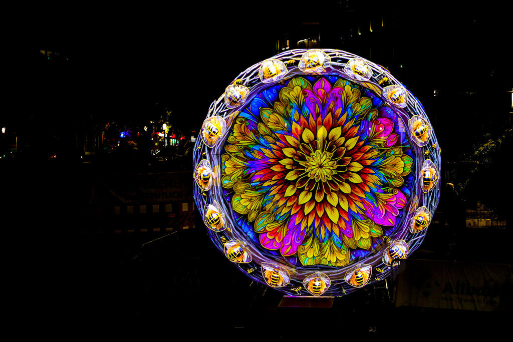 16 Gate of Worlds_006 | Bildergalerie von Sport-Ereignissen aber auch von weiteren spannenden Dingen - nicht nur vom Niederrhein. In Anlehnung an den bekannten Spruch von Hanns Dieter Hüsch heißt das Motto: "Niederrhein ist überall".  - Realisiert mit Pictrs.com