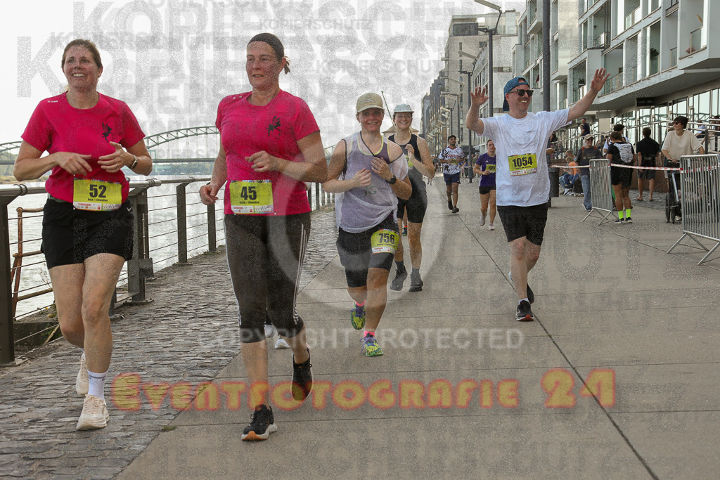 250920_1455_EX1_8230 | Sportfotografie im Rhein-Sieg Kreis, Köln, Bonn, NRW, Rheinland Pfalz, Hessen, etc. Unser Tätigkeitsfeld umfasst den Laufsport vom Volkslauf über den Marathon, Duathlon, Triathon bis zum Ultralauf wie Kölnpfad Ultra oder Schindertrail.