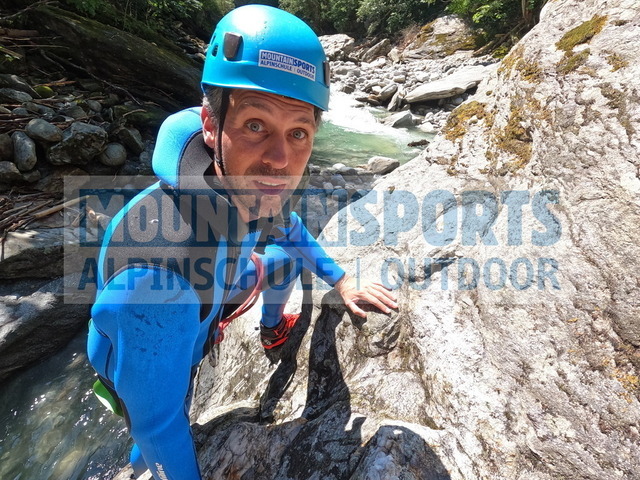 GOPR4580 | Bestelle die Bilder deines Berg- oder Wasser-Abenteuers mit Mountain Sports bequem von zu Hause aus direkt über unseren Online Fotoshop von pictrs.com. - Realisiert mit Pictrs.com