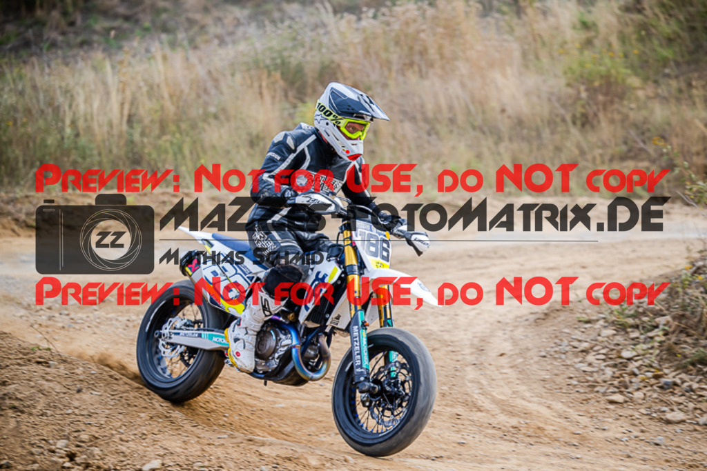 MaZZes_FotoMatrix_220813_6058 | S4