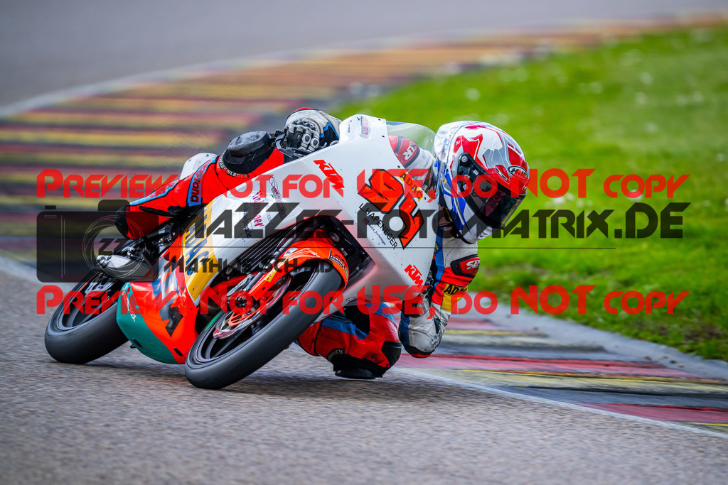MaZZes_FotoMatrix_240505_6007705_2977 | KTM