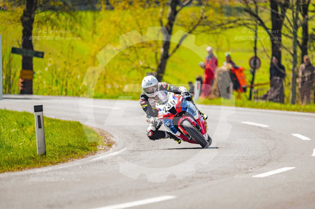 0779 - Bergrennen Landshaag2026 | BREITBILD Austria Webshop

Finde Fotos von: Breitbild, Breitbild Austria, Landshaag, Europeanbikers, KTM, BMW, Bergrennen, Bikeporn, Carporn, Bikes, Cars, Fotografie, Oberösterreich, Österreich, Berufsfotograf, Motorradteile Ganster, Julbach, Pannoniari - Realisiert mit Pictrs.com