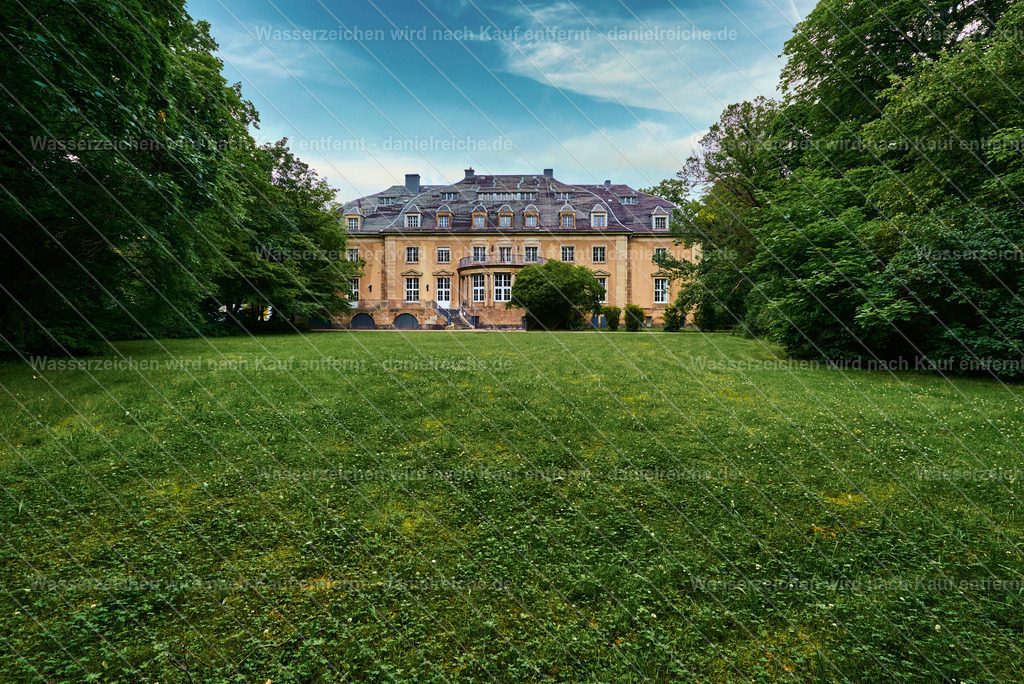 Leipzig Grünau – Sack'sche Villa (Parkschloss Grünau) Haus 16 (Sommer 2021) | Leipzig Grünau – Sack'sche Villa (Parkschloss Grünau) Haus 16 (Sommer 2021) - Realisiert mit Pictrs.com