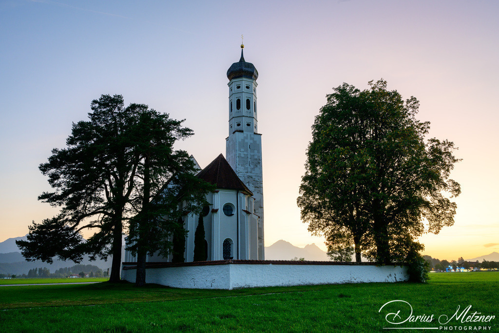 Die Colomanskirche bei Schwangau  | Die barocke Colomanskirche liegt bei Schwangau in Bayern.