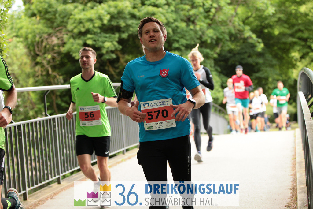 VR Bank Hauptlauf 10km | 3königslauf 2022 VR Bank Hauptlauf - Realisiert mit Pictrs.com