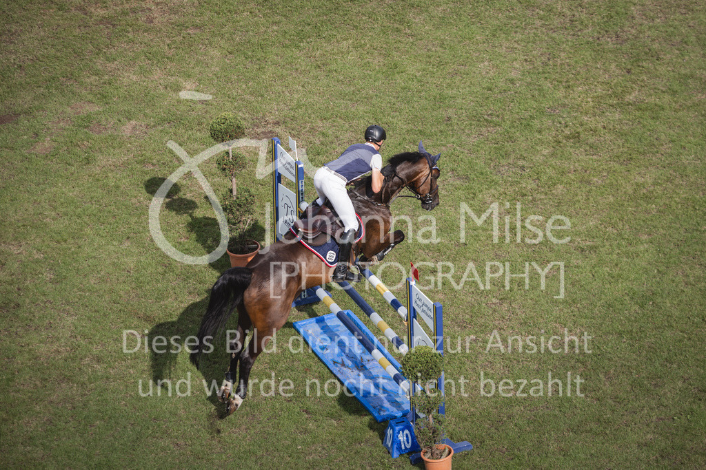 230715_LC_M2-SprmstAnf-703 | Deine schönsten Turniermomente als professionelle Fotos! Entdecke hochwertige Pferdesport-Fotografie im Online-Shop. Jetzt Fotos finden & bestellen!