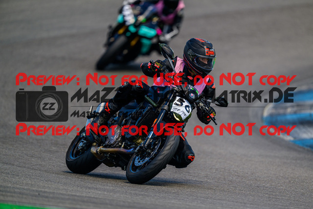 MaZZes_FotoMatrix_240520_6007705_6823 | INST