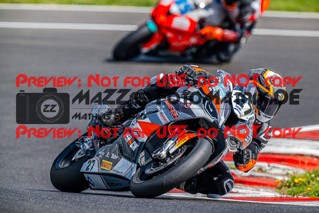 MaZZes_FotoMatrix_220506_97754 | Fotograf Mathias Schmid
Sportfotograf,
Eventfotograf,
Hochzeitsfotograf,
Portraitfotograf