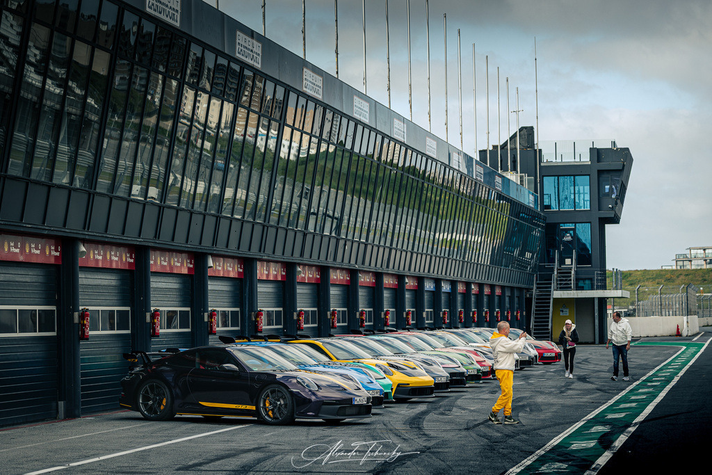 R6AT0305 _Alexander Tschuncky | Entdecken Sie die faszinierende Welt von Alexander Tschuncky Arts: Kreative Fotografie, atemberaubende Automobilkunst und hochwertiger Bilderdruck. Lassen Sie sich inspirieren! - Realisiert mit Pictrs.com