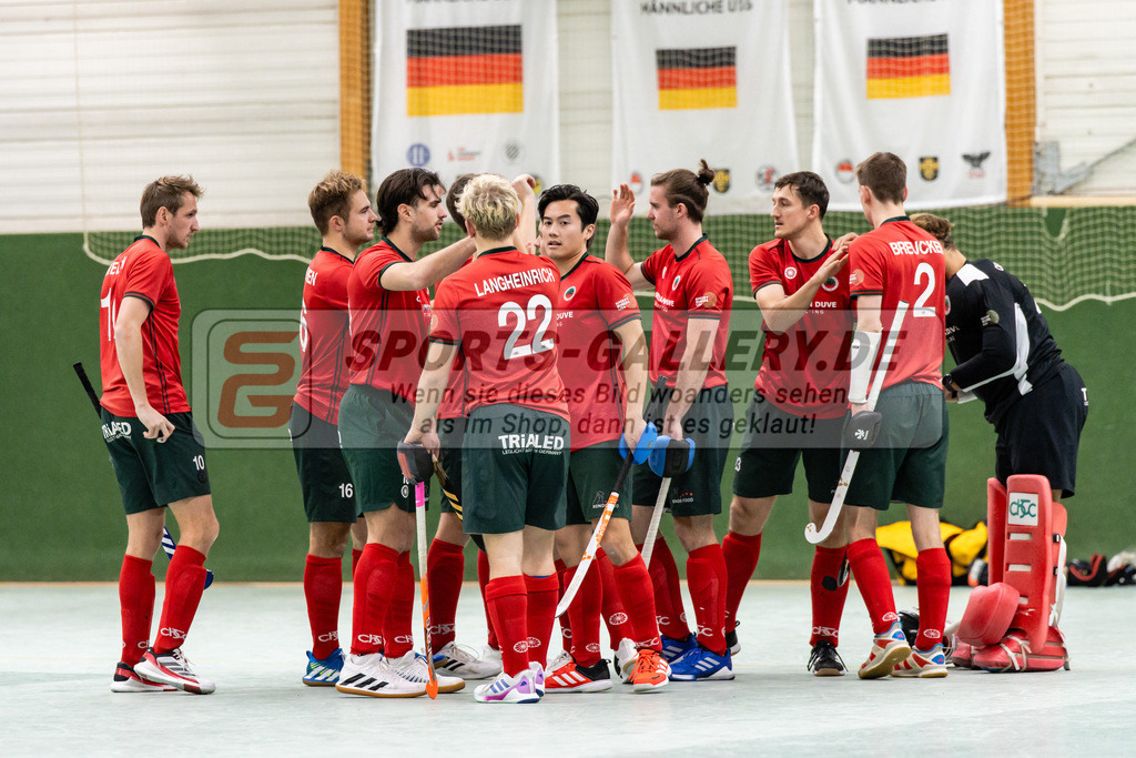 SFE_20250112_0025 | Köln, Deutschland, 12.01.2025:  ßHockey 1. Bundesliga Damen Rot-Weiss Köln - Crefelder HTC im KTHC Stadion Rot-Weiss Köln Tennis and Hockey Club am 12.01.2025 in Köln, Deutschland. (Foto von Stephan Fehrmann)Köln, Germany, 12.01.2025: ßHockey 1. Bundesliga Damen Rot-Weiss Köln - Crefelder HTC in KTHC Stadion Rot-Weiss Köln Tennis and Hockey Club at 12.01.2025 in Köln, Deutschland. (Foto from Stephan Fehrmann)