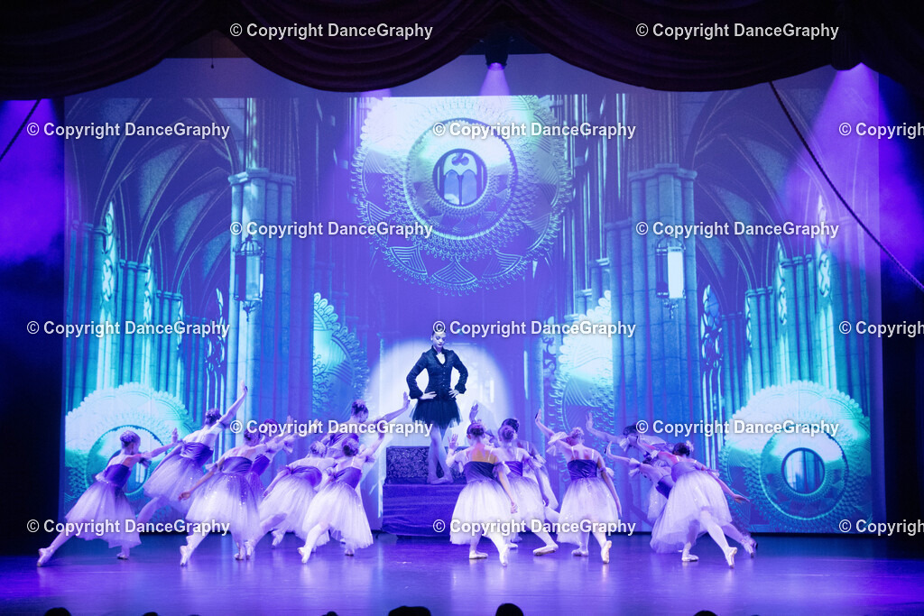 GPHY1614 | DanceGraphy - Realisiert mit Pictrs.com