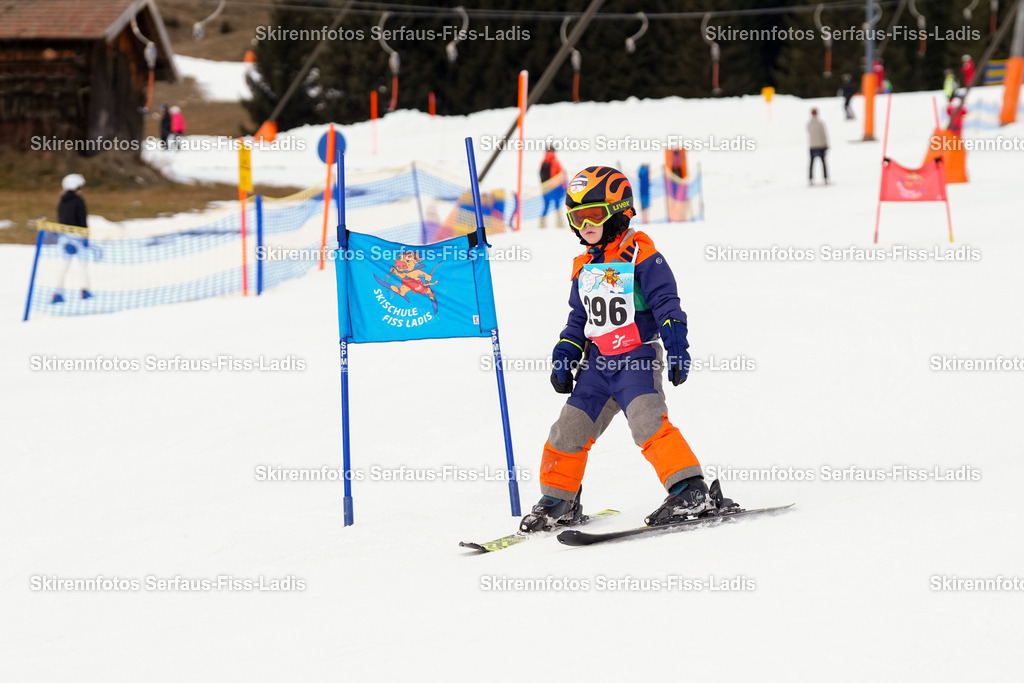 SRF_02.01.2026_0442 | Skirennfotos,Serfaus,Fiss,Ladis,Kinderskirennen,Winter,Tirol,Oberland,skirace,SFL,feelfree,weil wir's genießen,ski,Ski,skifahren,Sonnenplateau, - Realisiert mit Pictrs.com