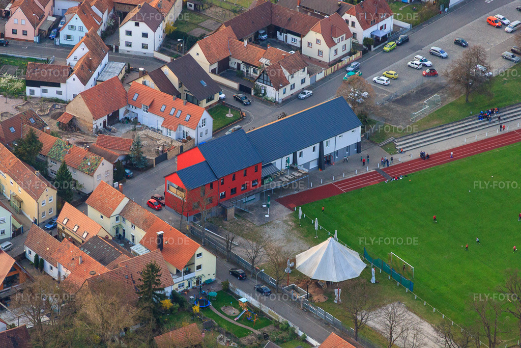 Luftbild: TSG Jockgrim ußballplatz in Jockgrim im Bundesland Rheinland-Pfalz in Deutschland. Foto: IMG_63468.jpg vom 28.03.2014 durch Werner Riehm/FLY-FOTO.deTSG JOCKGRIM e.V