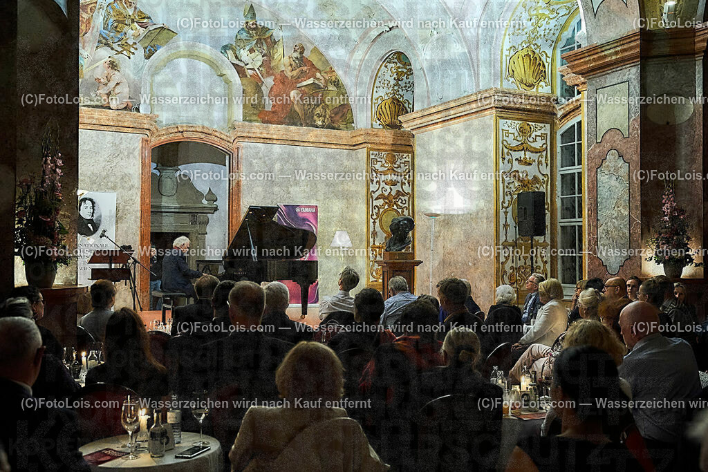 ALS1070_XXXIX-Chopin-Festival_Nocturno_Olejniczak Janusz | (C)FotoLois.com, Alois Spandl, XXXIX. internationales CHOPIN-Festival in der Kartause Gaming, NOCTURNO - nächtliches Konzert bei Kerzenlicht, Sa 5. August 2023.