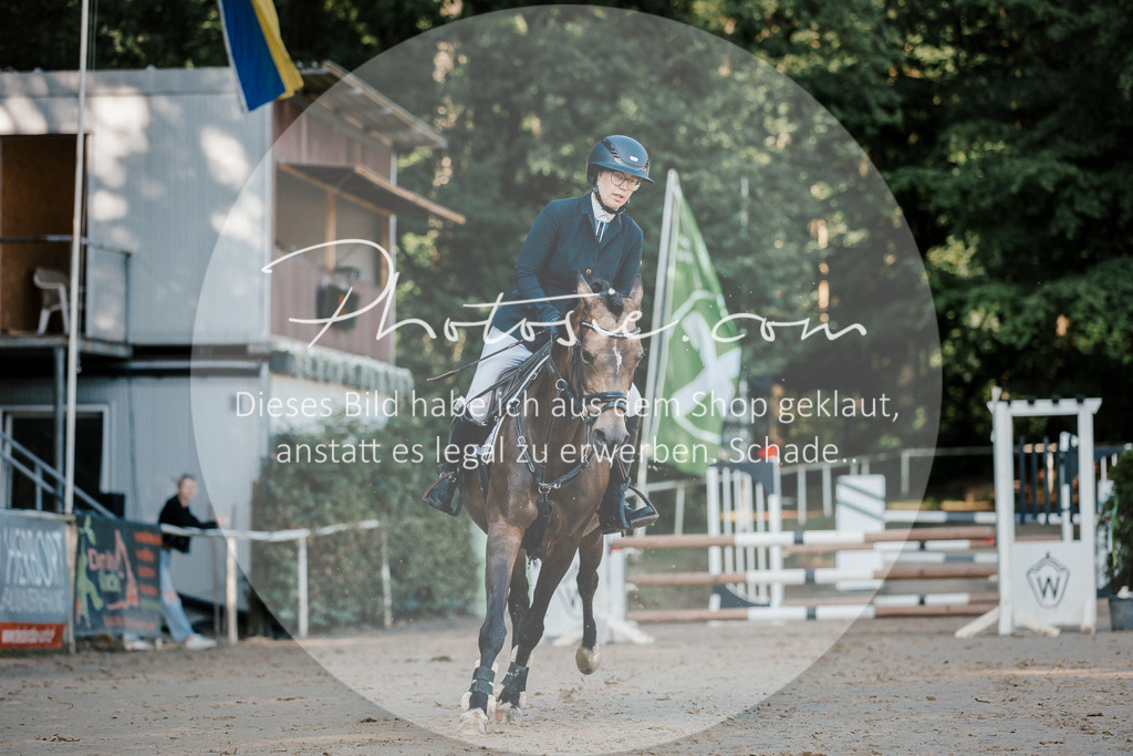 3I6A6280 | Stimmungsvolle Portraits und Reitsportfotografie im Ruhrgebiet und im Münsterland.

Pferdefotografie, Hundefotografie, Tierfotografie, Reportagen, Portraits von Tier und Mensch, Turnierfotografie in Bochum, Recklinghausen, Marl, Haltern am See, Dülmen.. - Realisiert mit Pictrs.com