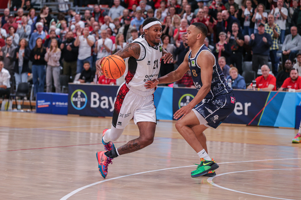 Pro A BAYER GIANTS vs Eisbären Bremerhaven-139 | Fotos von Basketballspielen aus dem Raum NRW fotografiert von Gero Mueller-Laschet und Daniel Schaefer - Realisiert mit Pictrs.com
