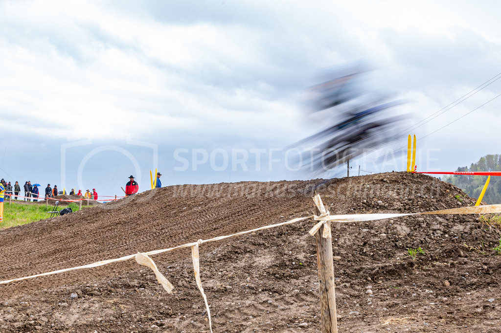 Motocross Schlatt bei Winterthur - 30. April 2022 | Motocross Schlatt bei Winterthur
MC Wila, Schlatt bei Winterthur
Bild: Sportfotografie Markus Aeschimann | www.markus-aeschimann.ch - Realisiert mit Pictrs.com