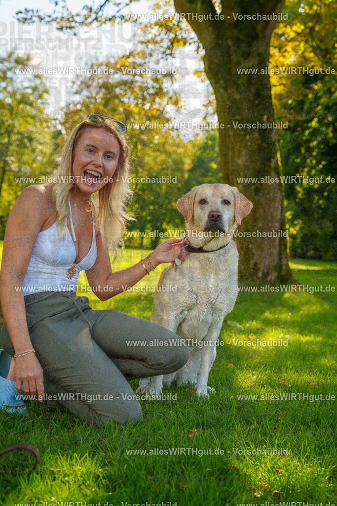 Hundeschwimmen_Grefrath_2026-allesWIRTHgut_Tierfotografie-13_48-7R508570 | Professionelle Tierfotografie in Mönchengladbach von Daniel Wirth (allesWIRTHgut). Liebevolle & natürliche Bilder von Hunden & Katzen für unvergessliche Erinnerungen.