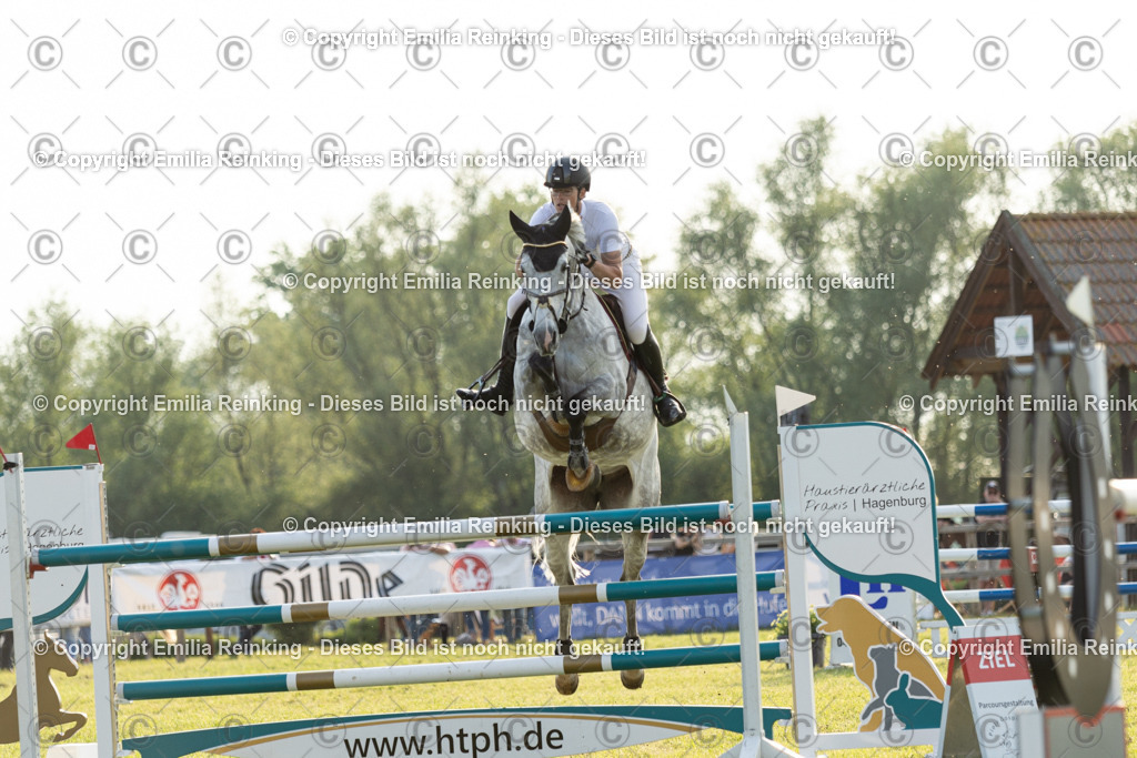 CL5A1254 | Emilia Reinking Fotografie - Realisiert mit Pictrs.com