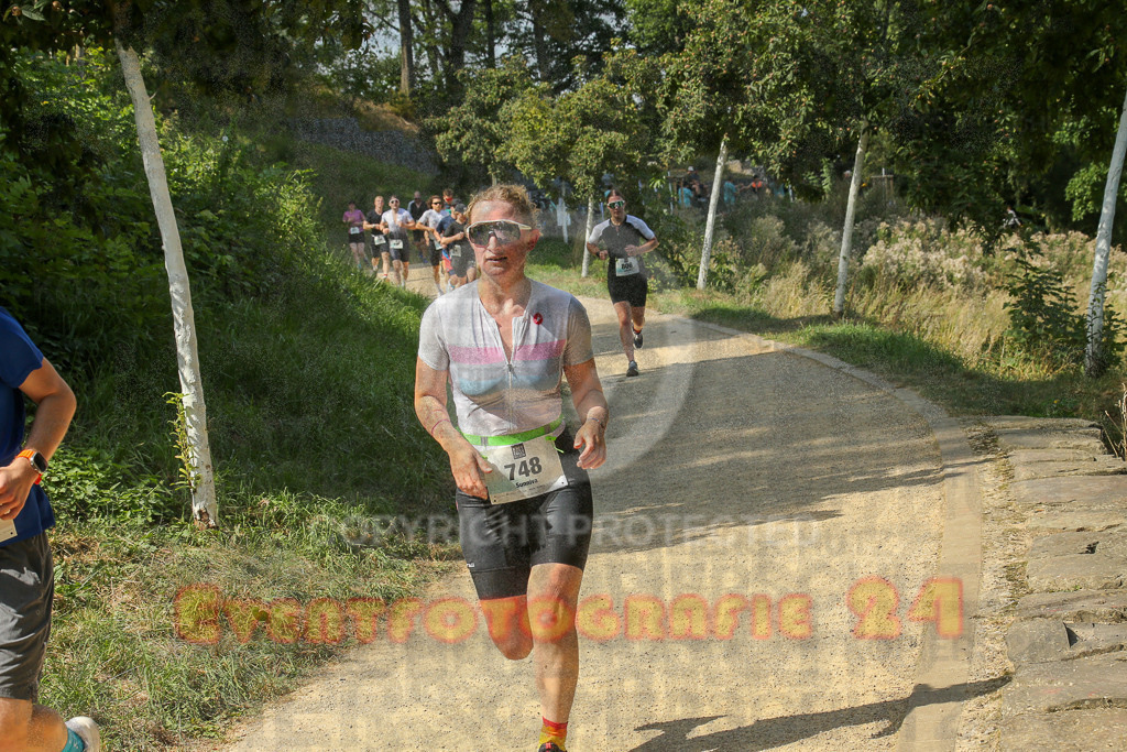 250824_1445_EX1_7409 | Sportfotografie im Rhein-Sieg Kreis, Köln, Bonn, NRW, Rheinland Pfalz, Hessen, etc. Unser Tätigkeitsfeld umfasst den Laufsport vom Volkslauf über den Marathon, Duathlon, Triathon bis zum Ultralauf wie Kölnpfad Ultra oder Schindertrail.