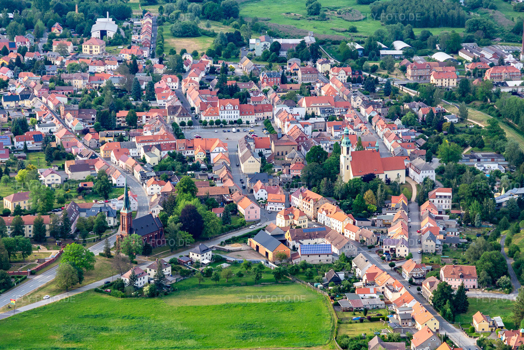 Luftbild: Ortsansicht von Südwesten in Ostritz im Bundesland Sachsen in Deutschland. Foto: IMG_141692.jpg vom 23.05.2024 durch Werner Riehm/FLY-FOTO.de