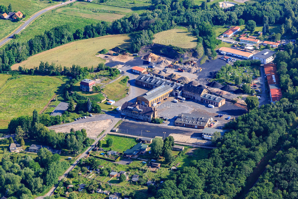 Luftbild: Saigerhüttengelände mit Paintballcenter Hettstedt in Hettstedt im Bundesland Sachsen-Anhalt in Deutschland. Foto: IMG_148159.jpg vom 12.06.2025 durch Werner Riehm/FLY-FOTO.deWird geladen