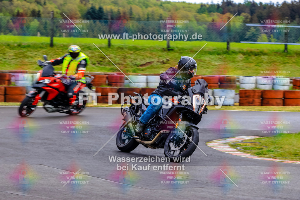 _OTO3130 | Hier findet Ihr Bilder von Touristenfahrten auf der Nürburgring Nordschleife oder von anderen Veranstaltungen die ich besucht habe. Viel Spass beim Durch Schauen 