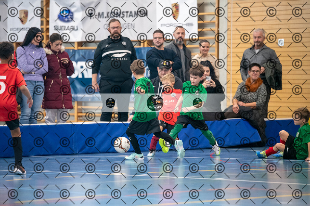 20231126_FCR_Hallenturnier_F3_025 | Sport und Naturfotografie von Roberto Esposito zeigt echte Momente Bewegung und die Schönheit der Natur. Ausdrucksstarke Bilder schaffen Emotionen.