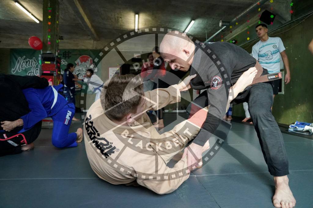 20240413PBB6942 | Fighters compete during the Grapplethon 24hours of rolling for a reason in Hamburg, Germany, on April 13, 2024.