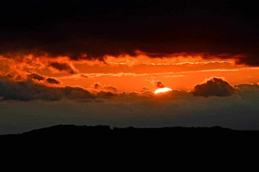 Rhön-Sonnenuntergang07p | lucisnaturbilder - Realisiert mit Pictrs.com