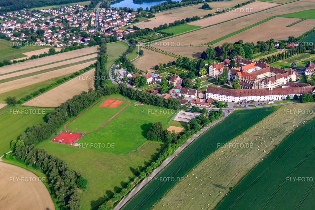 Kloster und Schloss Salem http://www.salem.de/ | Luftbild: Kloster und Schloss Salem http://www.salem.de/ im Ortsteil Stefansfeld in Salem im Bundesland Baden-Württemberg in Deutschland. Foto: IMG_57602.jpg vom 08.06.2013 durch Werner Riehm/FLY-FOTO.de - Realisiert mit Pictrs.com