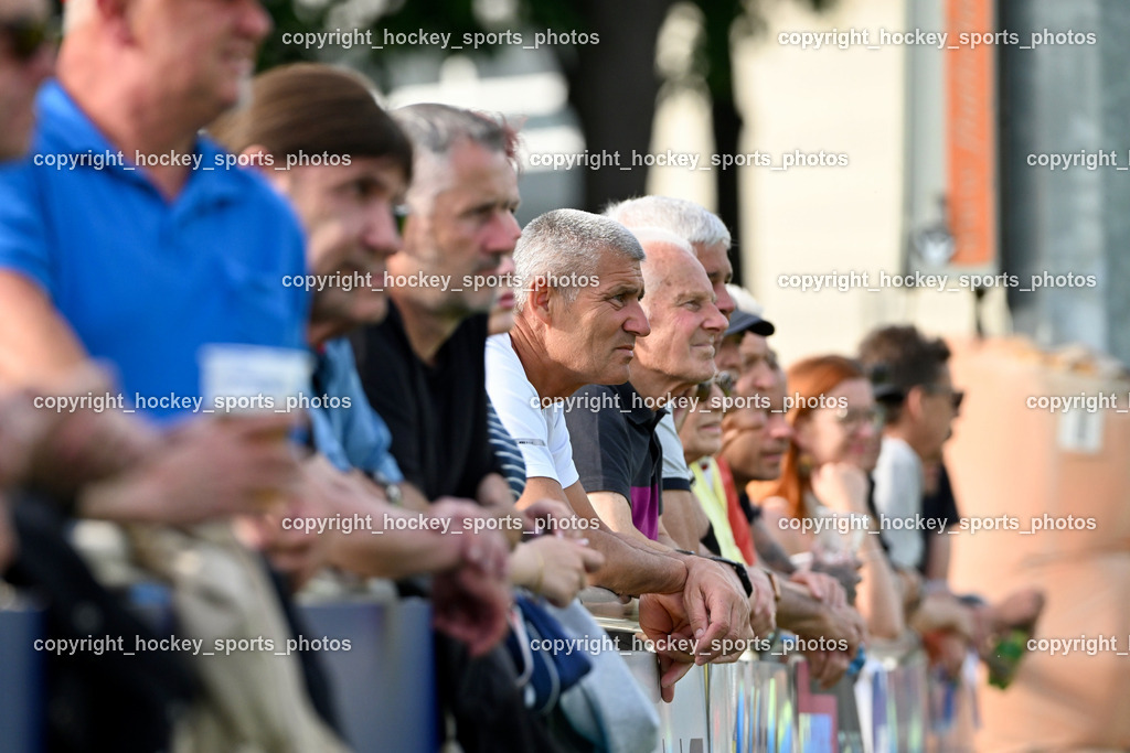 SAK Klagenfurt vs. SVG Bleiburg | Besucher Sportpark Welzenegg, SAK Klagenfurt vs. SVG Bleiburg, SAK Klagenfurt vs. SVG Bleiburg am 11.05.2024 in Klagenfurt (Sportpark Welzenegg), Austria, (Photo by Bernd Stefan)