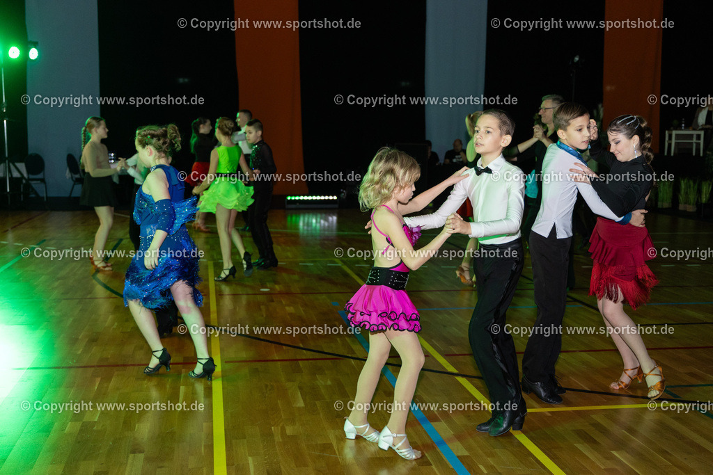 AR6_9931 | Rund um das Thema Sport-Event-Fotografie & individuelle Teilnehmerfotos. Jeder Teilnehmer wird fotografiert.