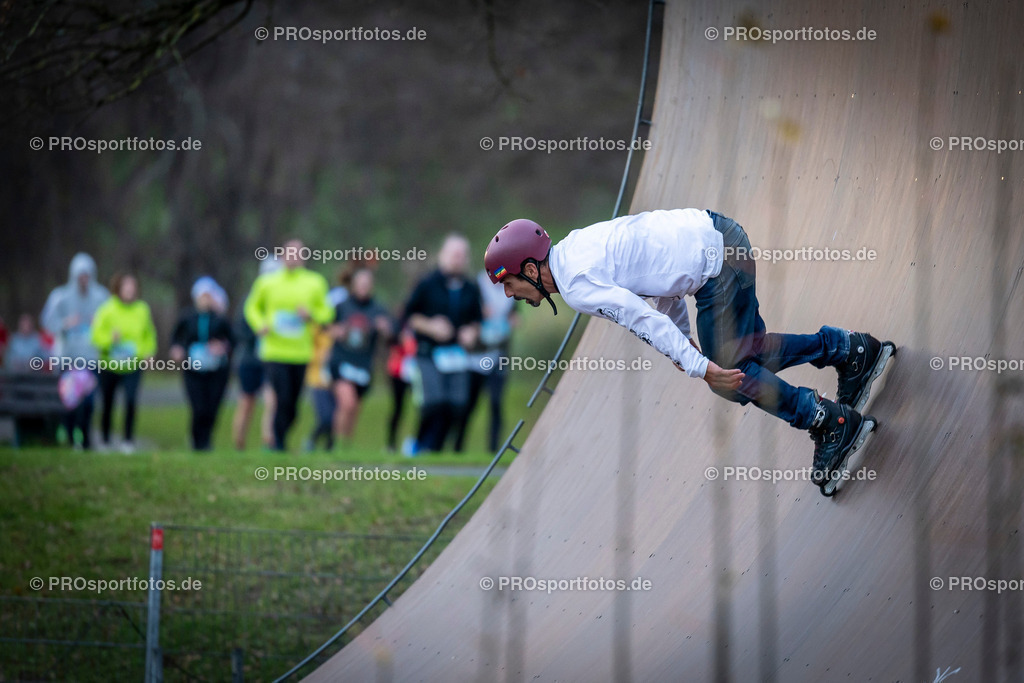 Bonner Nikolauslauf in Bonn, 08.12.2024 | Impressionen vom Bonner Nikolauslauf am 08.12.2024 in Bonn (Freizeitpark Rheinaue). Foto: BEAUTIFUL SPORTS/Axel Kohring