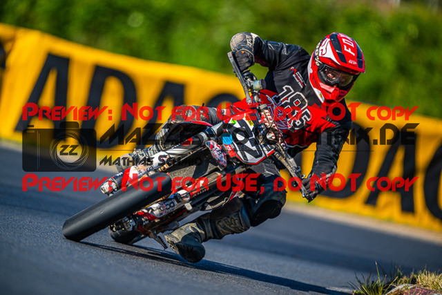 MaZZes_FotoMatrix_220528_4140 | Fotograf Mathias Schmid
Sportfotograf,
Eventfotograf,
Hochzeitsfotograf,
Portraitfotograf