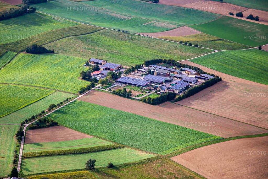Luftbild: Aussiedlerhof in Zaisenhausen im Bundesland Baden-Württemberg in Deutschland. Foto: IMG_138702.jpg vom 16.09.2023 durch Werner Riehm/FLY-FOTO.de