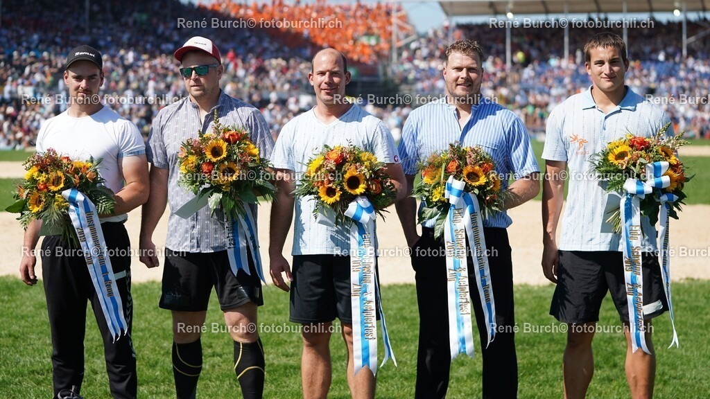 156 | René Burch leidenschaftlicher Fotograf aus Kerns in Obwalden.  Hier finden sie Sport, Landschaft und Natur Fotografie.
 - Realisiert mit Pictrs.com